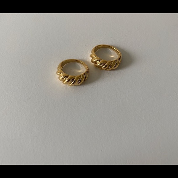 croissant ring - Picture 2 of 4